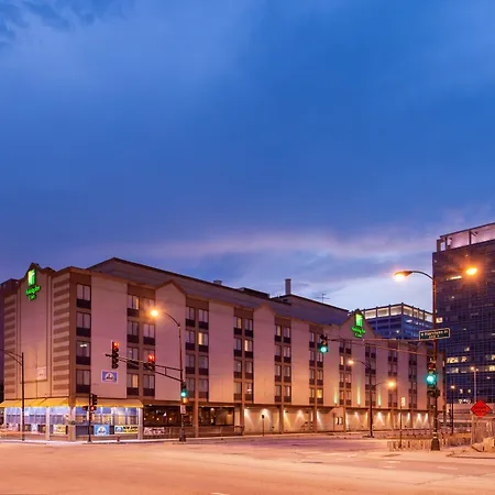 Holiday Inn & Suites Chicago-Downtown By Ihg