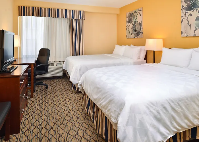 Hotel & Chicago-downtown By Ihg 3*