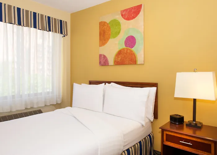 & Chicago-downtown By Ihg