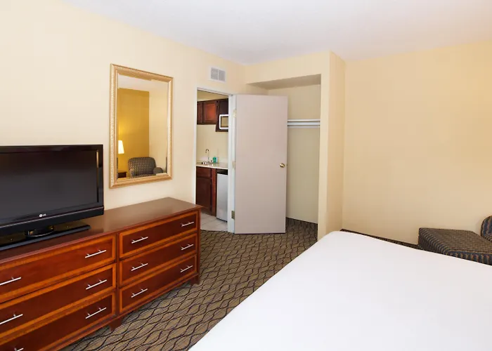 & Chicago-downtown By Ihg