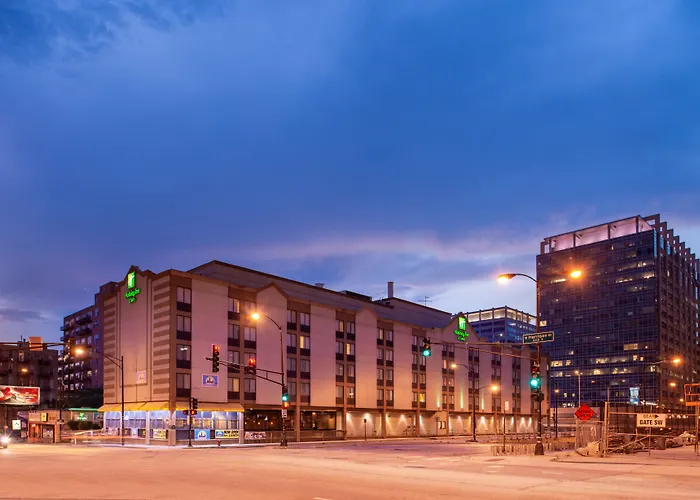 Hotel & Chicago-downtown By Ihg 3*