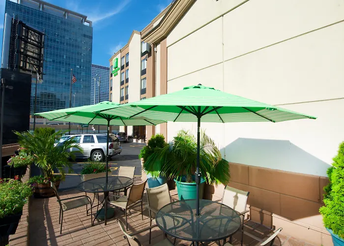 & Chicago-downtown By Ihg