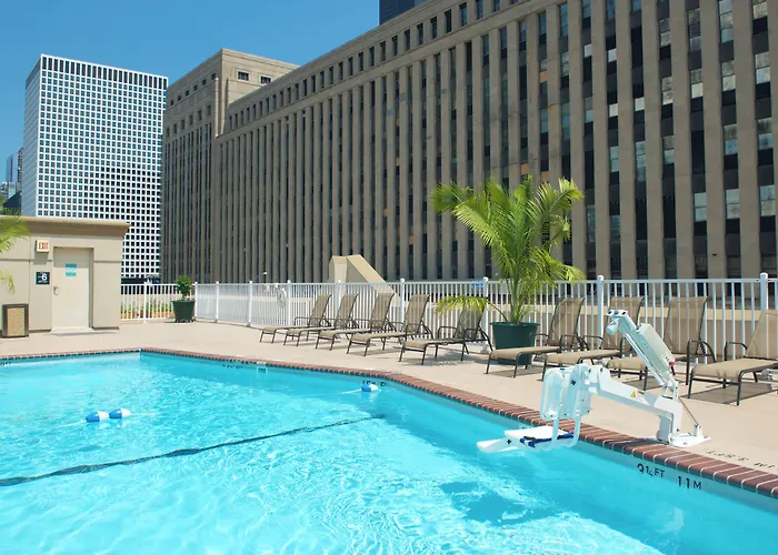 & Chicago-downtown By Ihg 3*